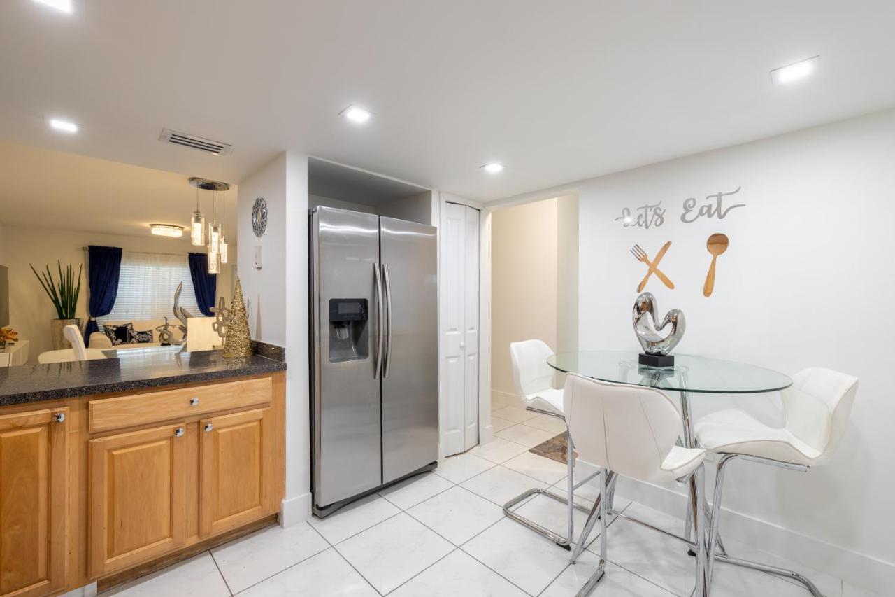 Luxurious And Cozy Townhouse 3 Bedrooms 2.5 Bath Miami Eksteriør bilde